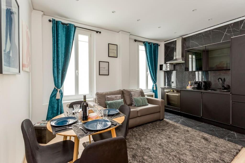 Suite Paris, Tour Eiffel, Champs Elysees エクステリア 写真