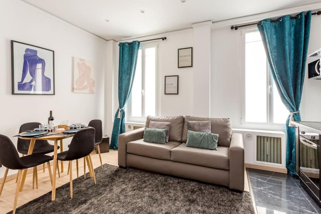Suite Paris, Tour Eiffel, Champs Elysees エクステリア 写真